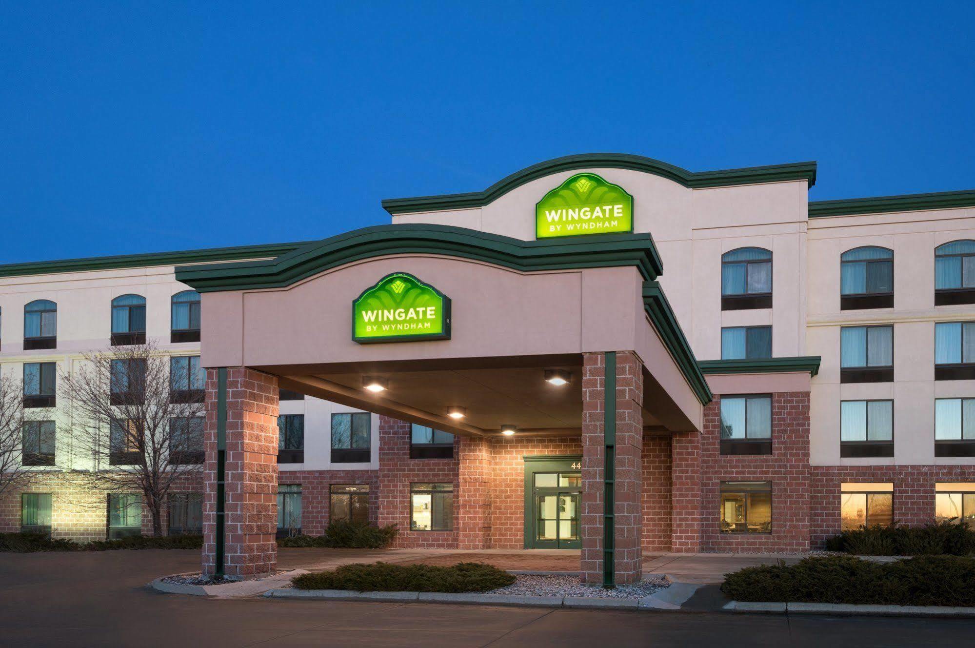 Wingate By Wyndham Fargo Hotel Buitenkant foto